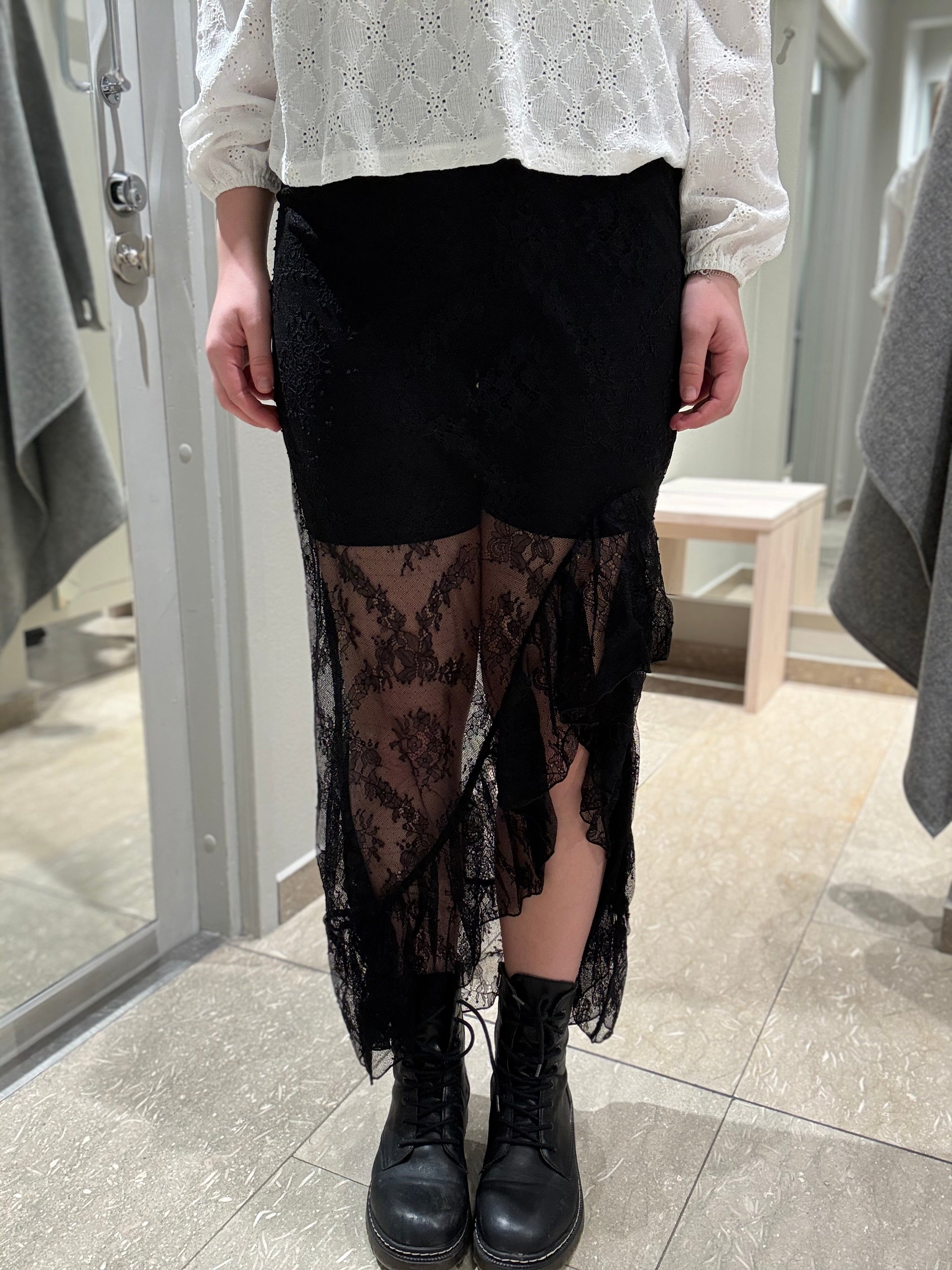 NMLUCIA Long Skirt - Black